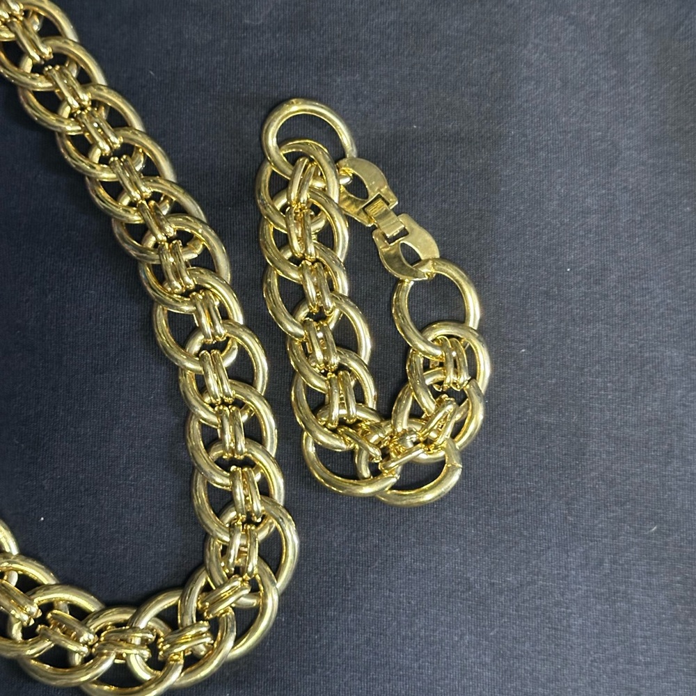 Vintage Necklace & Bracelet - Picture 5 of 6